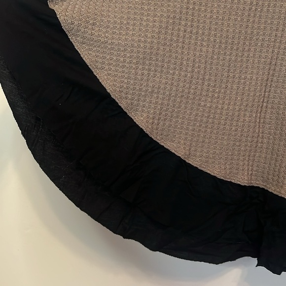 Umgee Oversized Waffle and Leopard Top - Picture 3 of 5